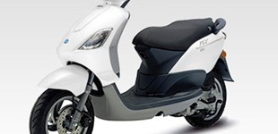 Piaggio Zip 50 4T E4 2019 vs Piaggio Fly 50 2T 2011