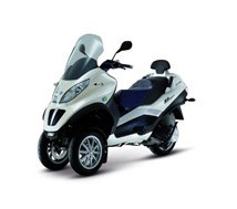 Piaggio MP3 Hybrid 300 LT 2011 - Bild 2 Piaggio MP3 Hybrid 300 LT 2011 - Bild 2
