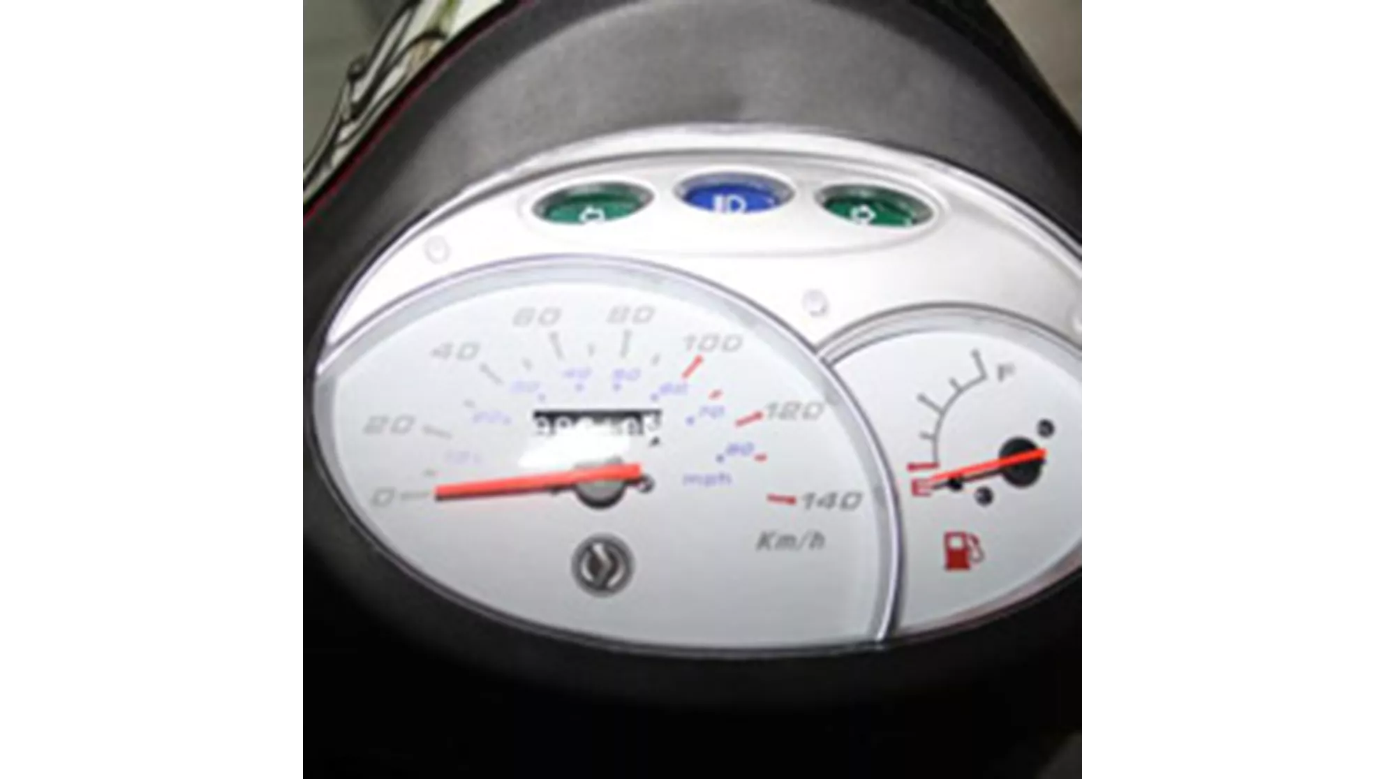 Sym Fiddle II 125 - Image 2 Sym Fiddle II 125 - Image 2