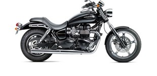 Triumph Speedmaster 2011 vs Kawasaki VN 900 Classic 2011