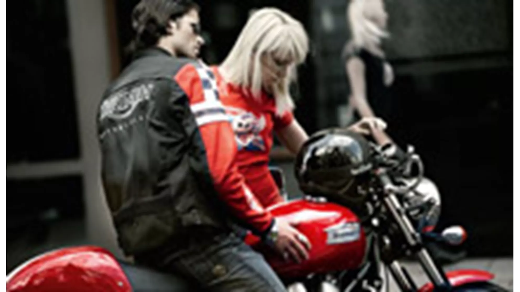 Triumph Thruxton - Image 2 Triumph Thruxton - Image 2