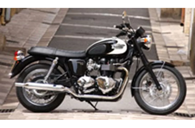 Triumph Bonneville T100 2011 Triumph Bonneville T100 2011