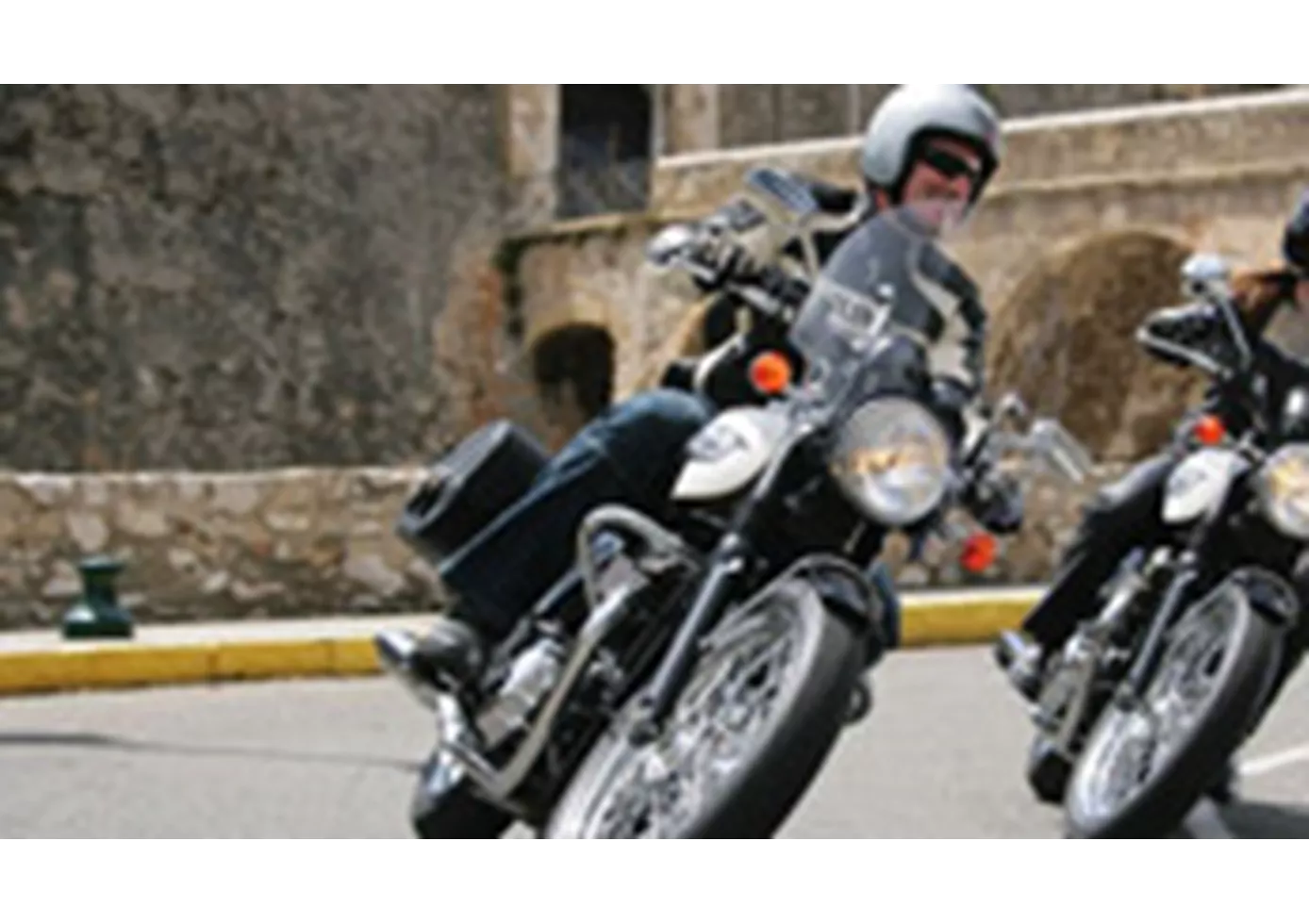 Triumph Bonneville T100 2011 Triumph Bonneville T100 2011