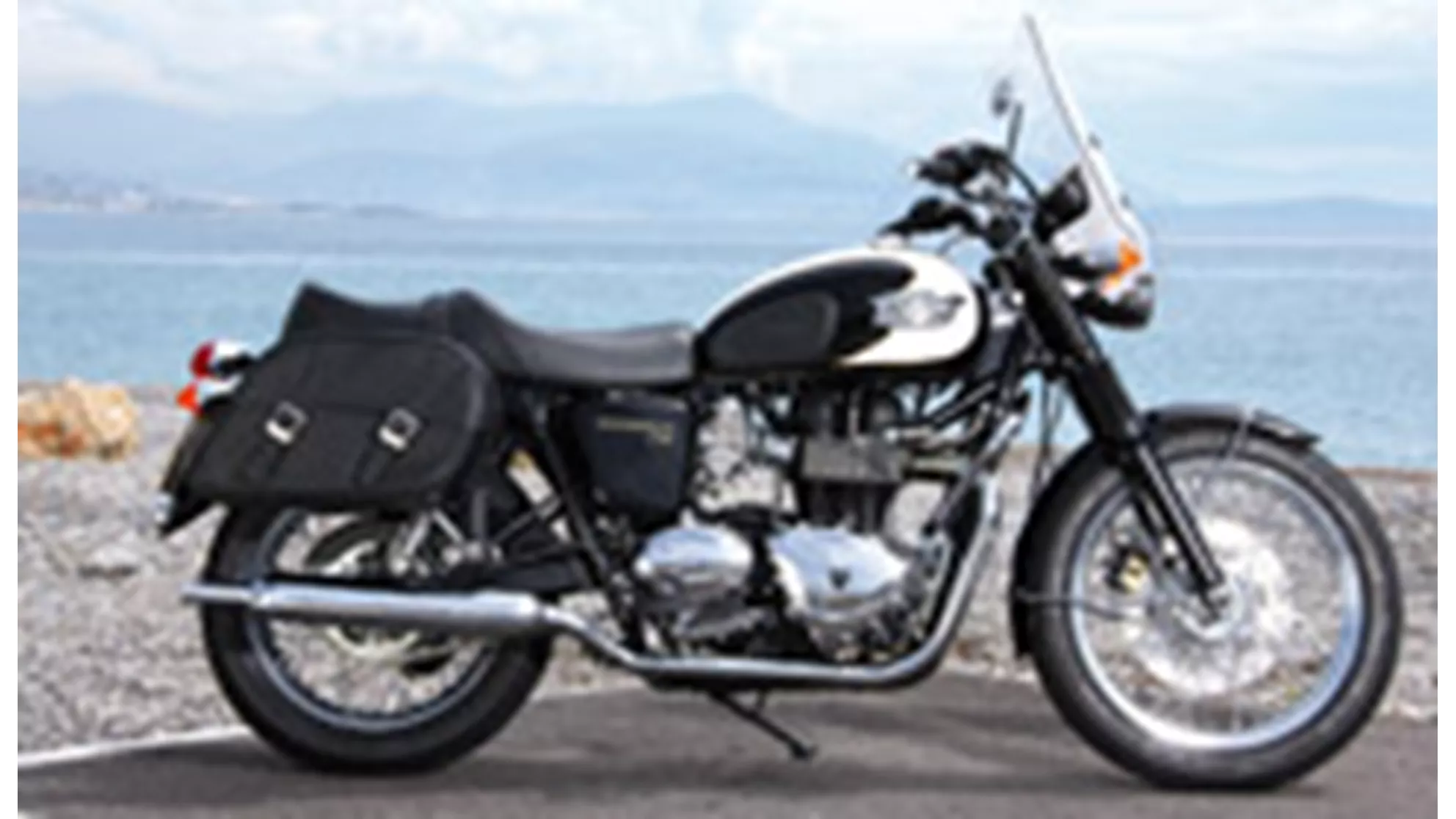 Triumph Bonneville T100 - Image 4 Triumph Bonneville T100 - Image 4