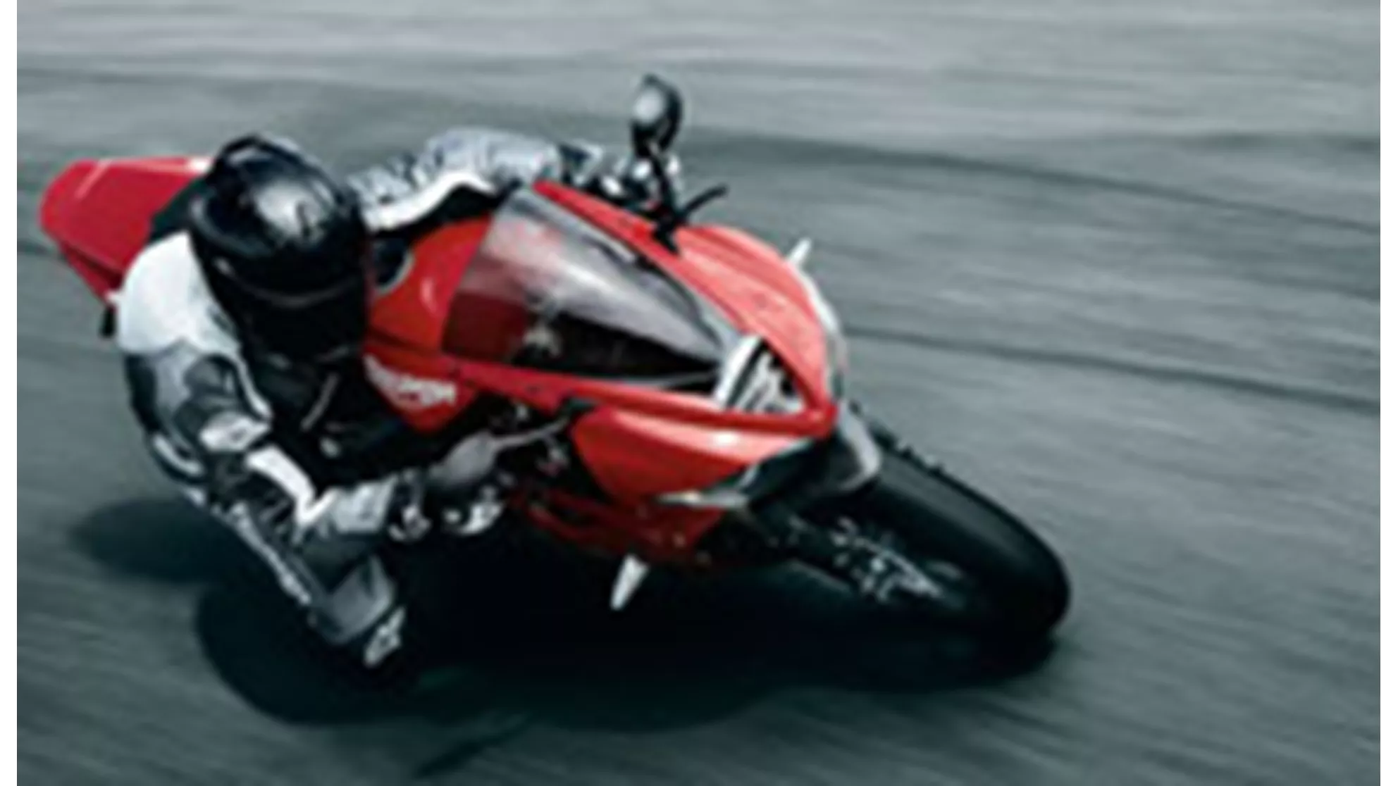 Triumph Daytona 675 - Image 4 Triumph Daytona 675 - Image 4