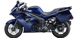 Honda VFR 800 F 2005 vs Triumph Sprint GT 2011