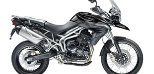 Suzuki V-Strom 800DE 2024 vs Triumph Tiger 800 XC 2011 Suzuki V-Strom 800DE 2024 vs Triumph Tiger 800 XC 2011