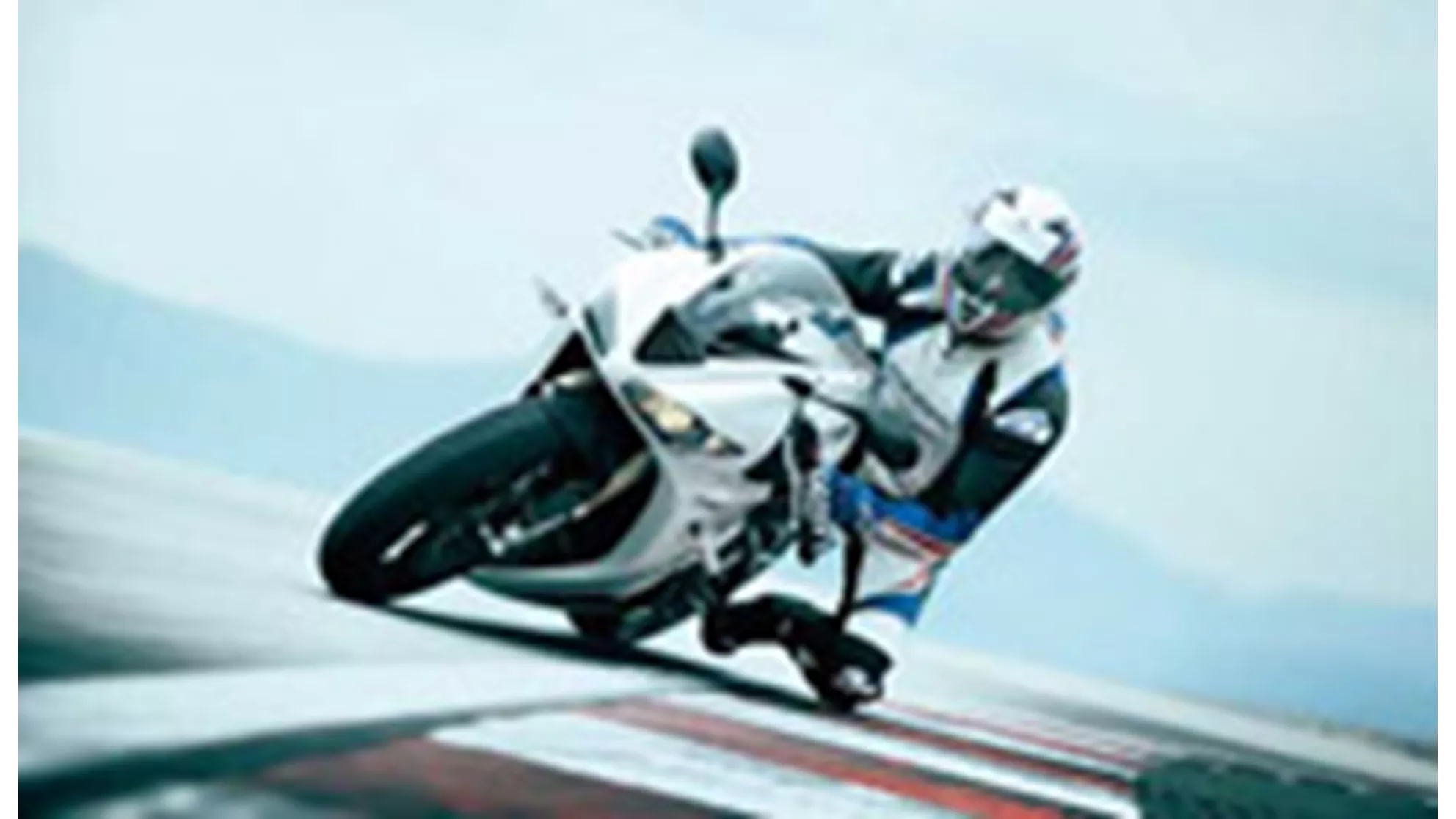 Triumph Daytona 675 R - Image 1 Triumph Daytona 675 R - Image 1