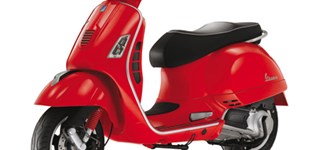 Vespa GTS 125 ie Super 2011 vs Vespa Primavera 125  2021