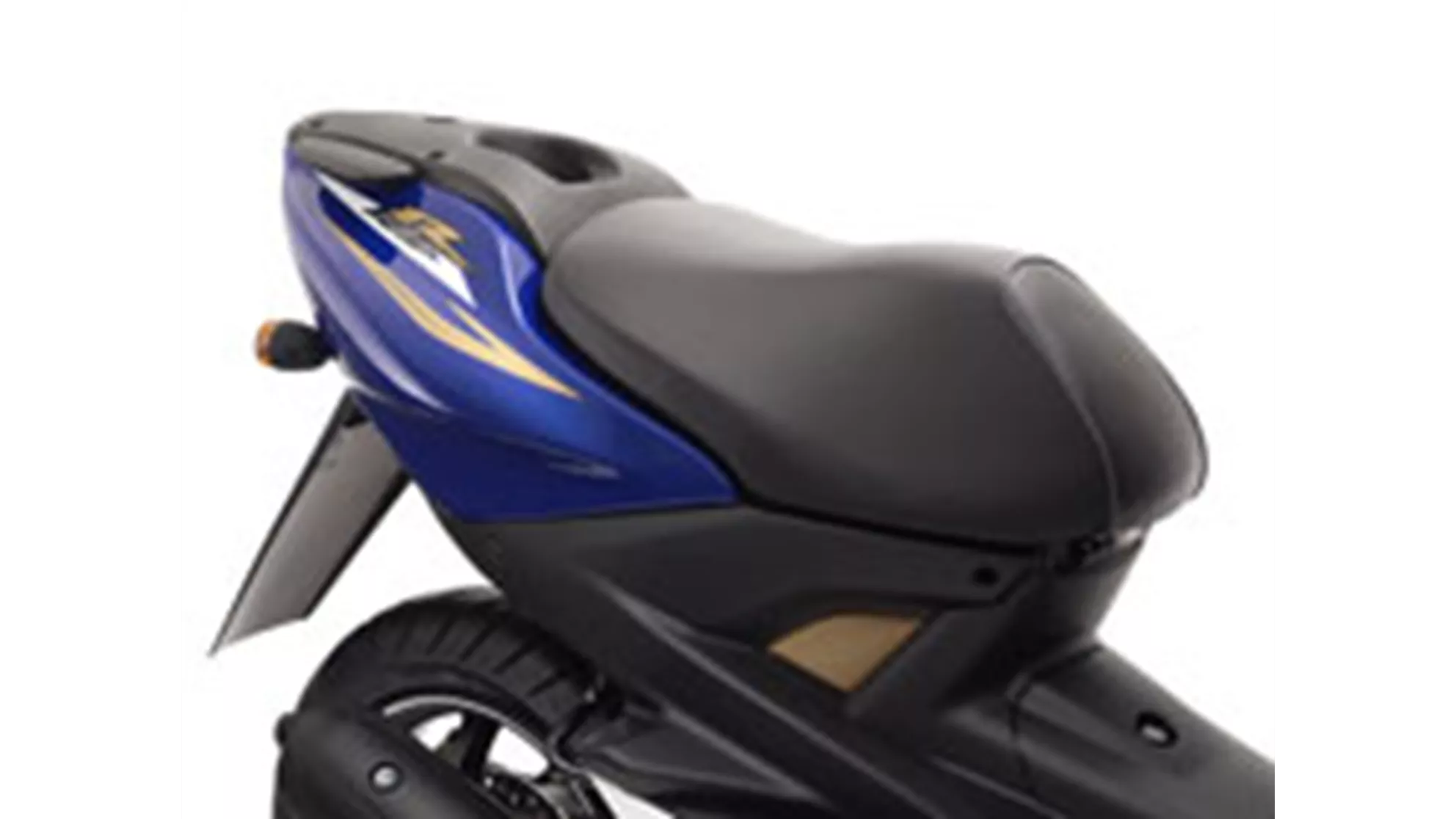 Yamaha Aerox R - Image 7 Yamaha Aerox R - Image 7
