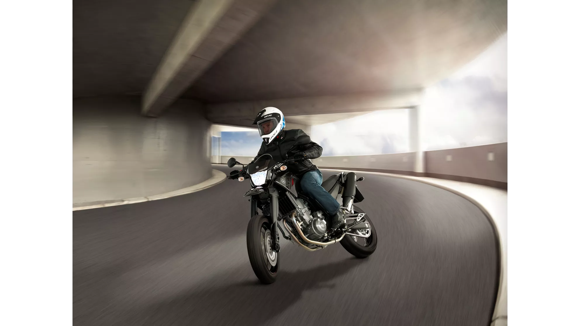 Yamaha XT 660X - Image 11 Yamaha XT 660X - Image 11