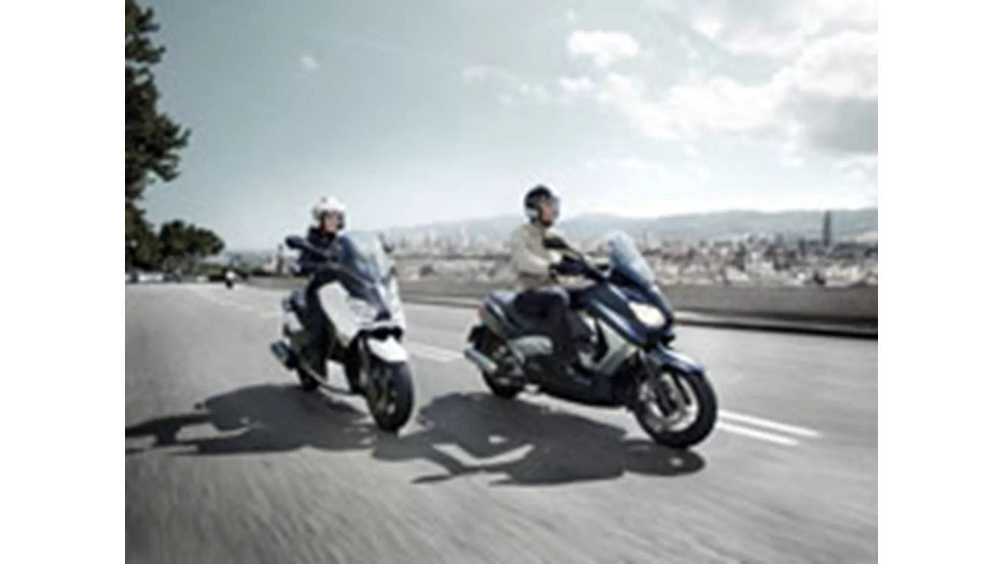 Yamaha X-Max 250 - Image 6 Yamaha X-Max 250 - Image 6