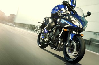 Yamaha FZ6 Fazer S2 2011 - Bild 7 Yamaha FZ6 Fazer S2 2011 - Bild 7