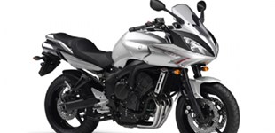 Yamaha FZ6 Fazer S2 2011 vs Honda CB 600 F Hornet 2014