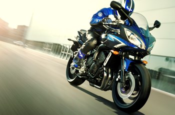 Yamaha FZ6 Fazer S2 2011 - Bild 12 Yamaha FZ6 Fazer S2 2011 - Bild 12