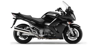 Kawasaki Versys 650 2010 vs Yamaha FJR1300A 2011