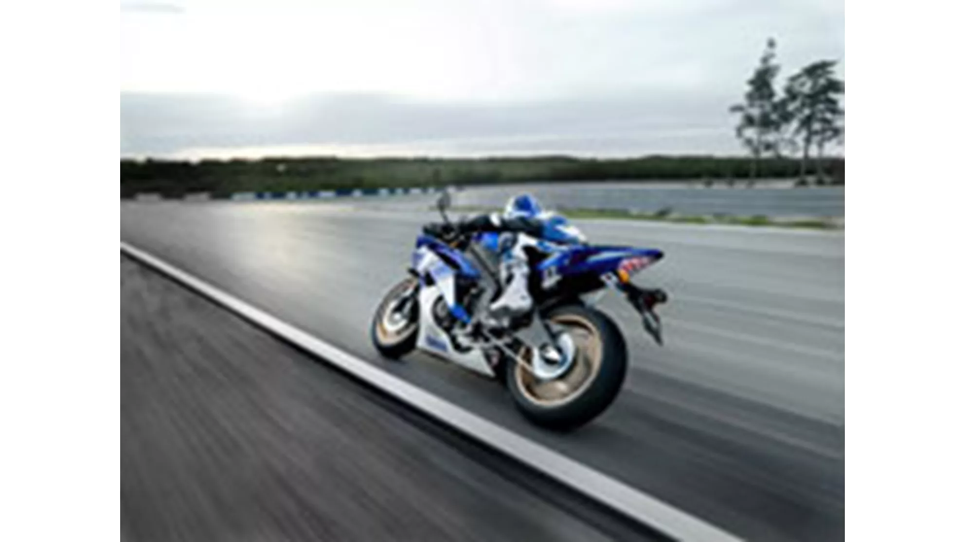 Yamaha YZF-R6 - Image 4 Yamaha YZF-R6 - Image 4