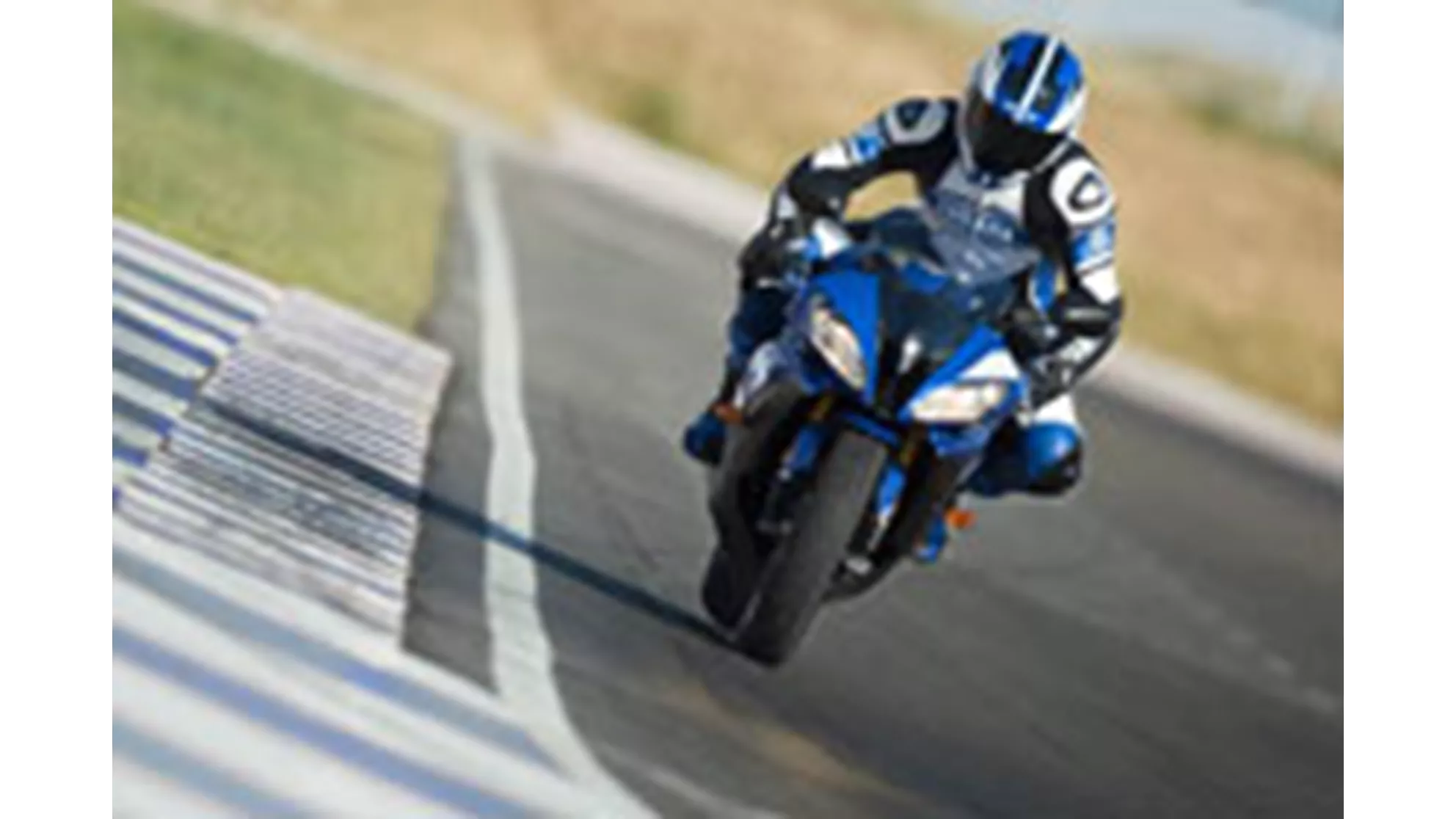 Yamaha YZF-R6 - Image 6 Yamaha YZF-R6 - Image 6