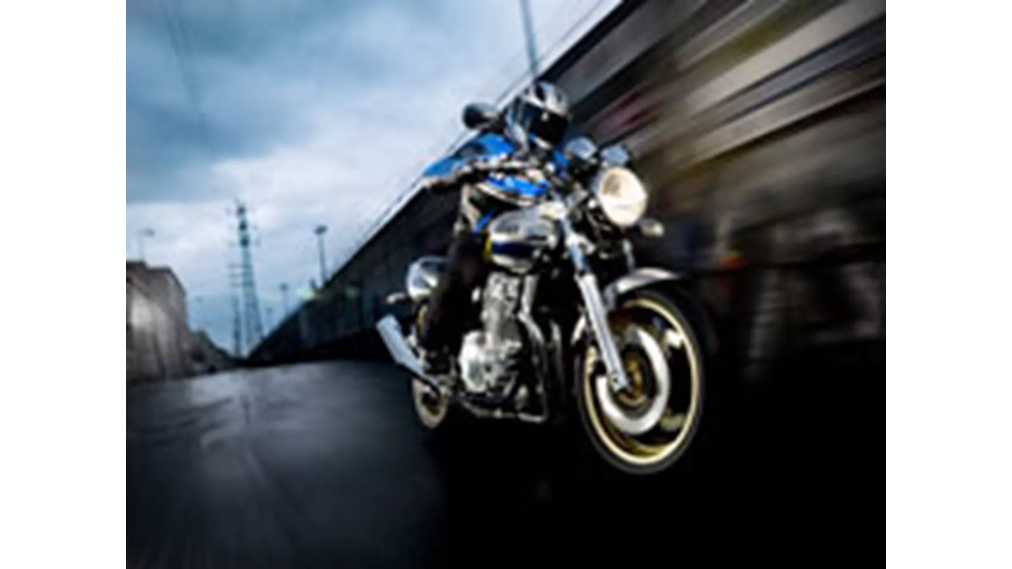 Yamaha XJR 1300 - Image 1 Yamaha XJR 1300 - Image 1