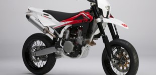 Husqvarna SM 450 R 2011 vs Husqvarna SM 450 R 2007