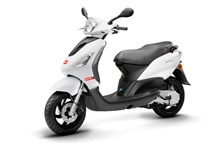 Derbi Boulevard 50 2011 - Bild 2 Derbi Boulevard 50 2011 - Bild 2