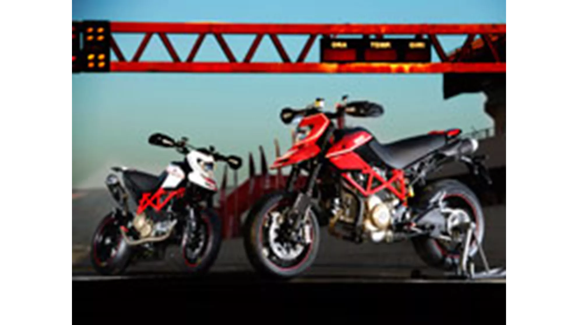 Ducati Hypermotard 1100 Evo SP - Image 6 Ducati Hypermotard 1100 Evo SP - Image 6