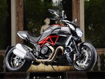 Ducati Diavel 1200 2011 - Bild 6 Ducati Diavel 1200 2011 - Bild 6