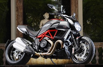 Ducati Diavel 1200 2011 - Bild 12 Ducati Diavel 1200 2011 - Bild 12