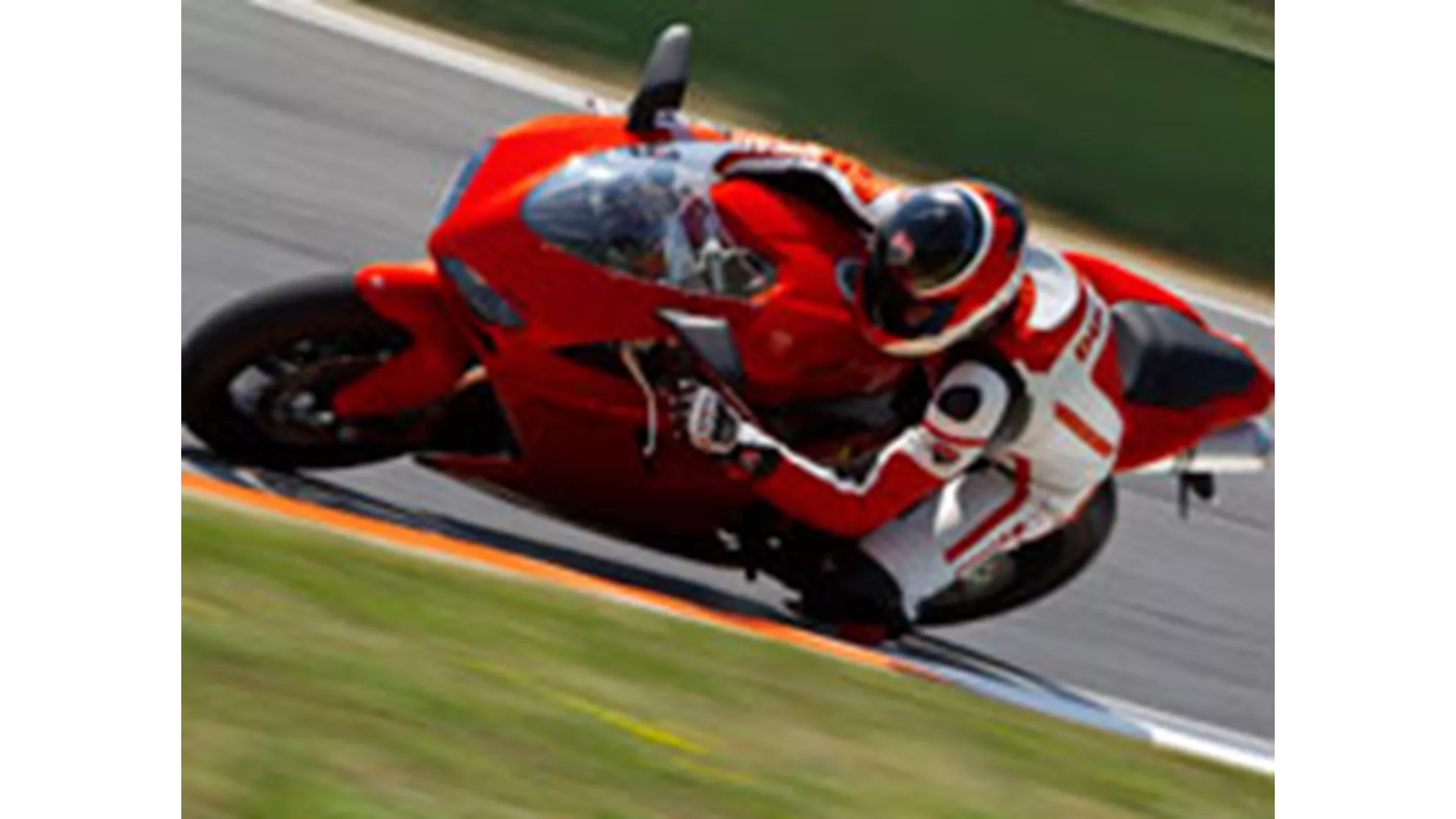 Ducati 848 EVO - Image 5 Ducati 848 EVO - Image 5