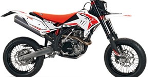 Aprilia SX 125 Supermoto 2020 vs Beta RR Motard 400 4T 2011