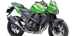 Kawasaki Z 750 2011 vs Triumph Street Triple 675 R 2009