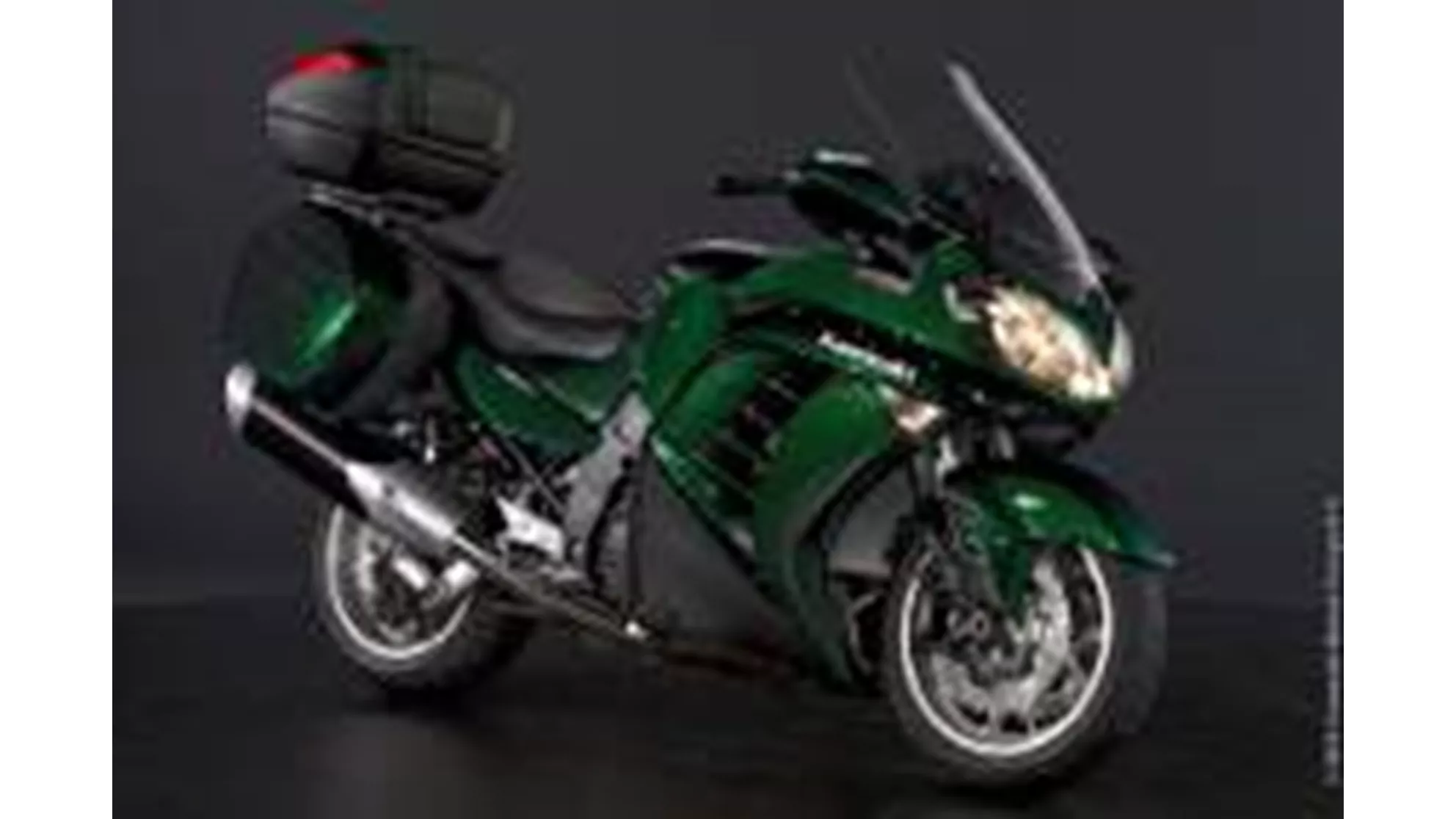 Kawasaki GTR 1400 - Image 3 Kawasaki GTR 1400 - Image 3