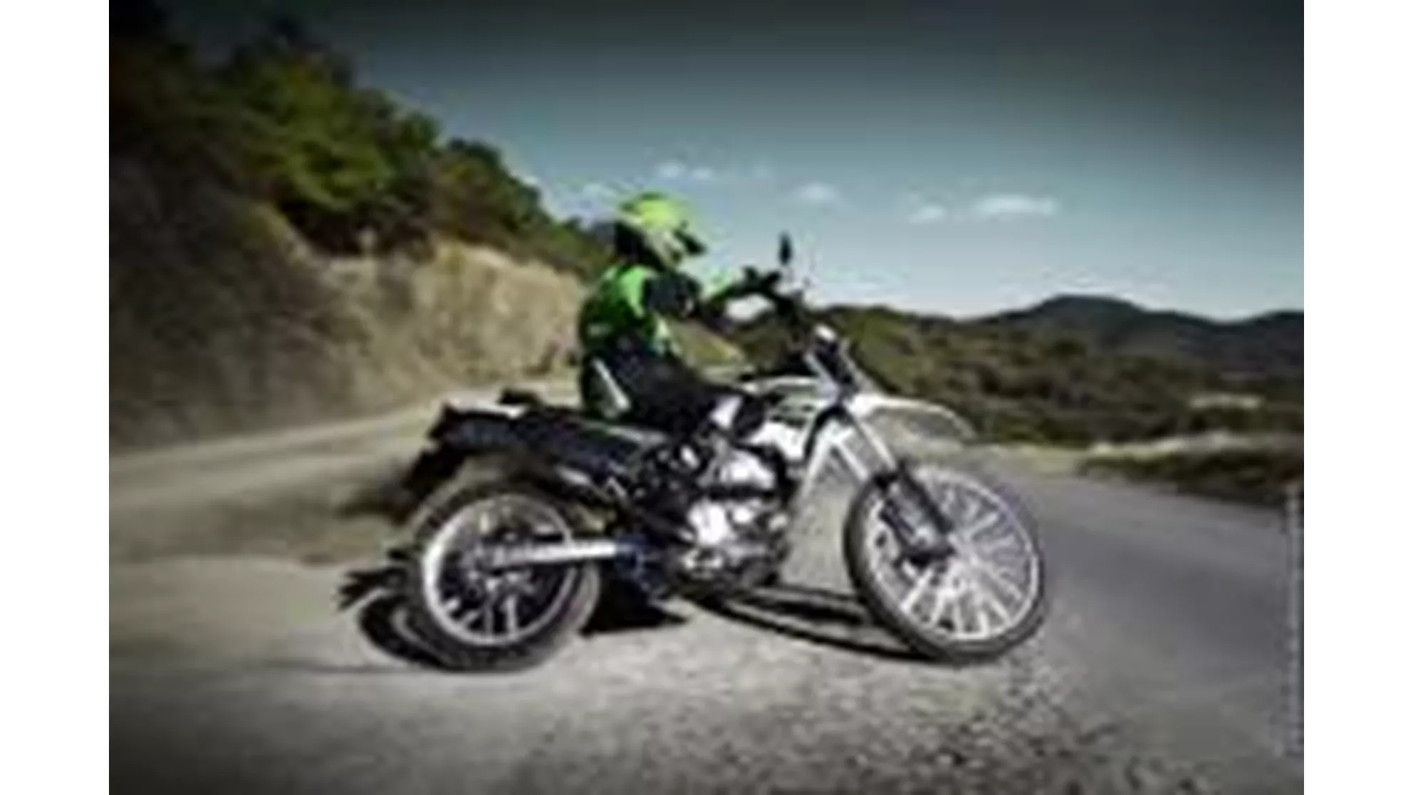 Kawasaki KLX 250 - Image 3 Kawasaki KLX 250 - Image 3