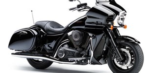 Kawasaki VN 1700 Voyager Custom 2011 vs Kawasaki VN 1700 Classic 2012