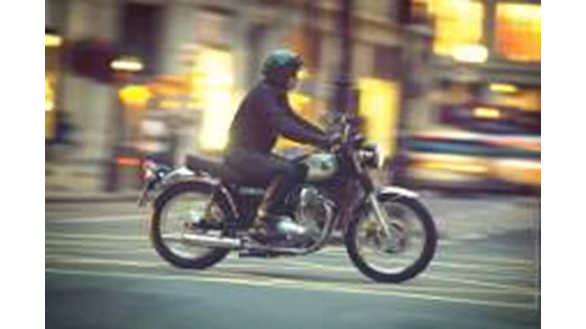 Kawasaki W800 - Image 7 Kawasaki W800 - Image 7