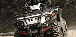 Aeon Overland 600 2011 vs CFMOTO CFORCE 625 DL 4X4 EPS LOF 2021