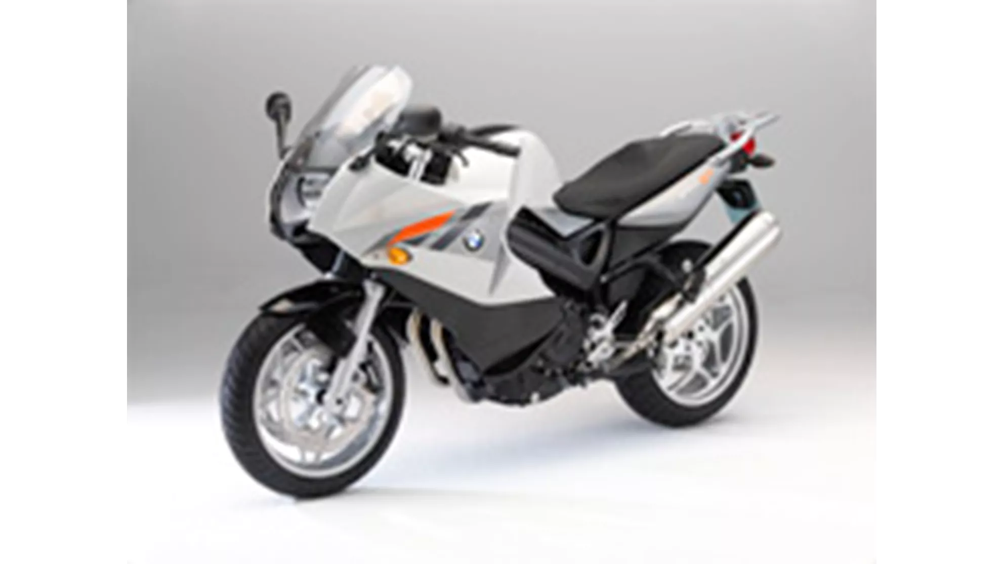 BMW F 800 ST - Image 3 BMW F 800 ST - Image 3