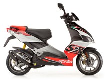 Aprilia SR 50 R 2011 - Bild 4 Aprilia SR 50 R 2011 - Bild 4