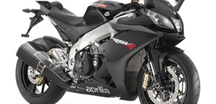 Aprilia RSV4 Factory APRC ABS 2014 vs Aprilia RSV4 R APRC ABS 2011