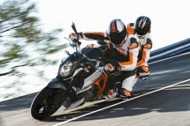 KTM 990 Super Duke R 2012 - Bild 6 KTM 990 Super Duke R 2012 - Bild 6