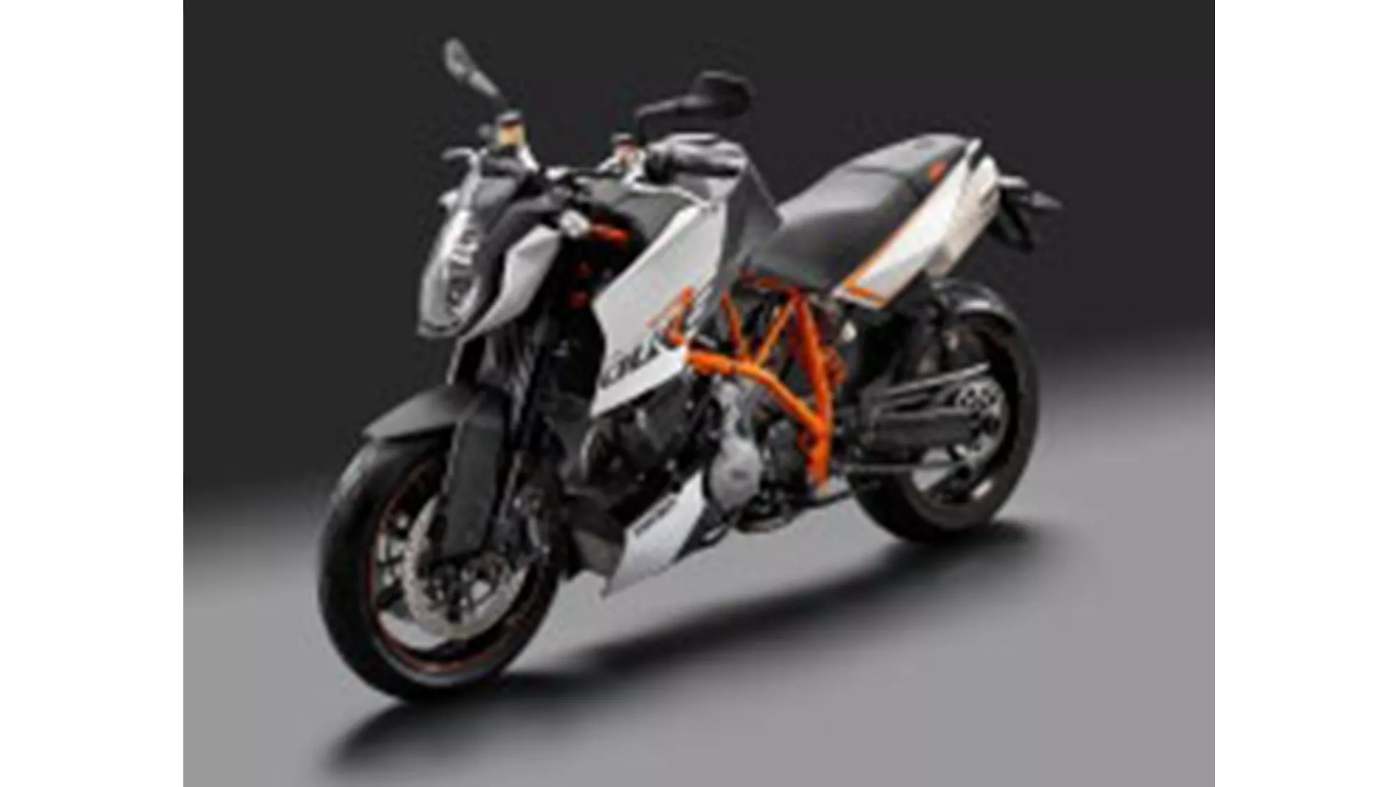 KTM 990 Super Duke R - Image 7 KTM 990 Super Duke R - Image 7