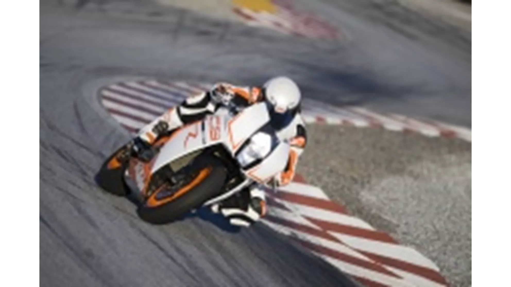 KTM 1190 RC8 R - Image 3 KTM 1190 RC8 R - Image 3