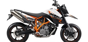 KTM 990 Supermoto R 2011 vs KTM 990 Supermoto R 2012