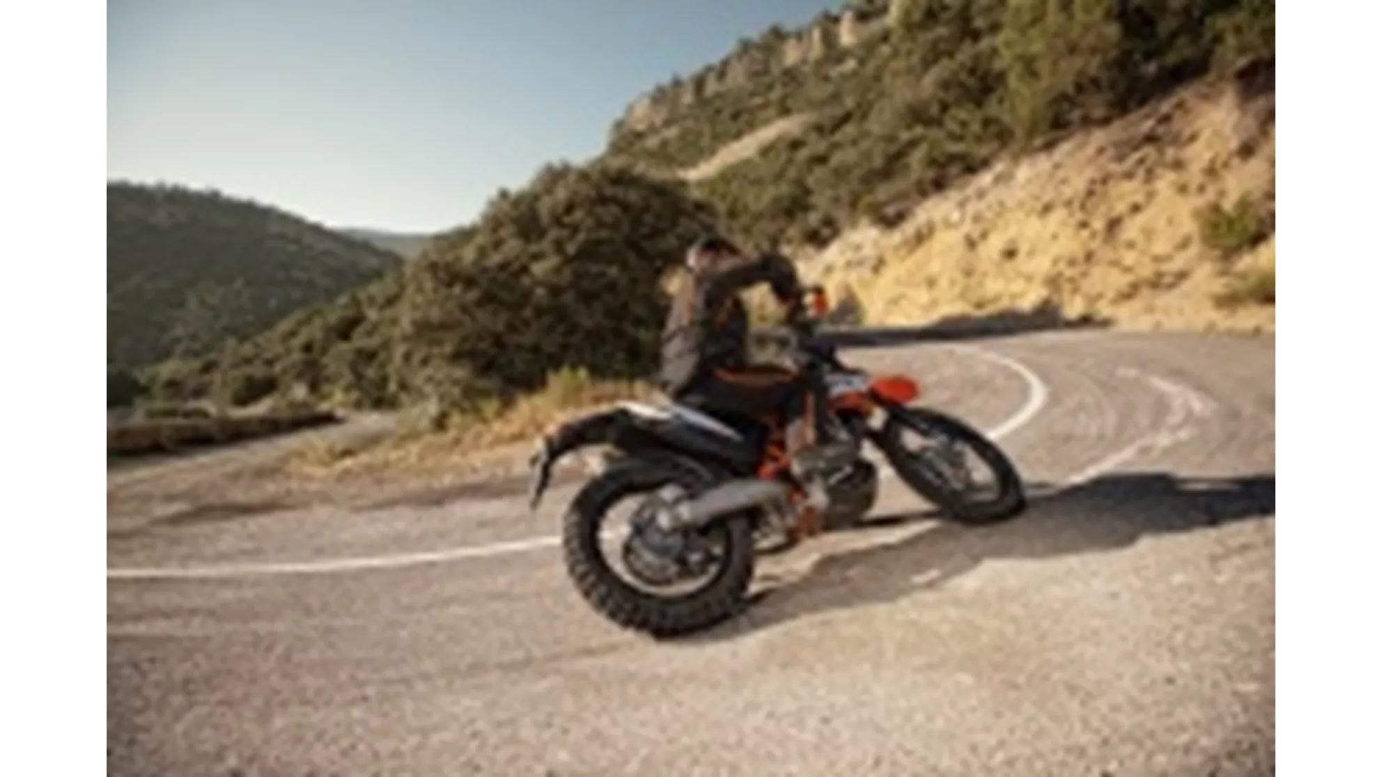 KTM 690 Enduro R - Image 1 KTM 690 Enduro R - Image 1