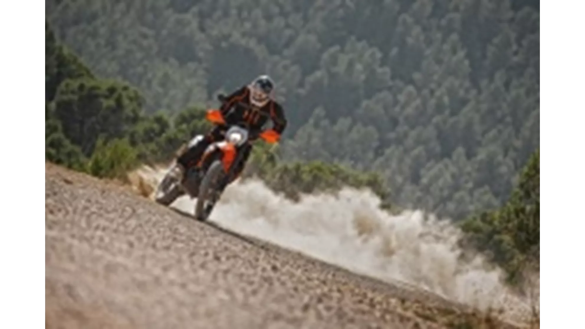 KTM 690 Enduro R - Image 3 KTM 690 Enduro R - Image 3