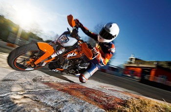 KTM 125 Duke 2012 - Bild 12 KTM 125 Duke 2012 - Bild 12