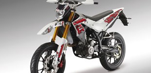 KSR Moto TR 125 SM 2021 vs KSR Moto Trigger SM 125 2012