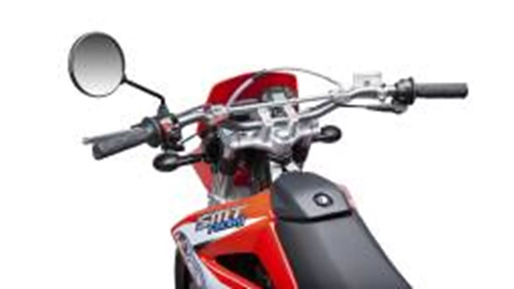 Gilera SMT 50 2T - Image 8 Gilera SMT 50 2T - Image 8