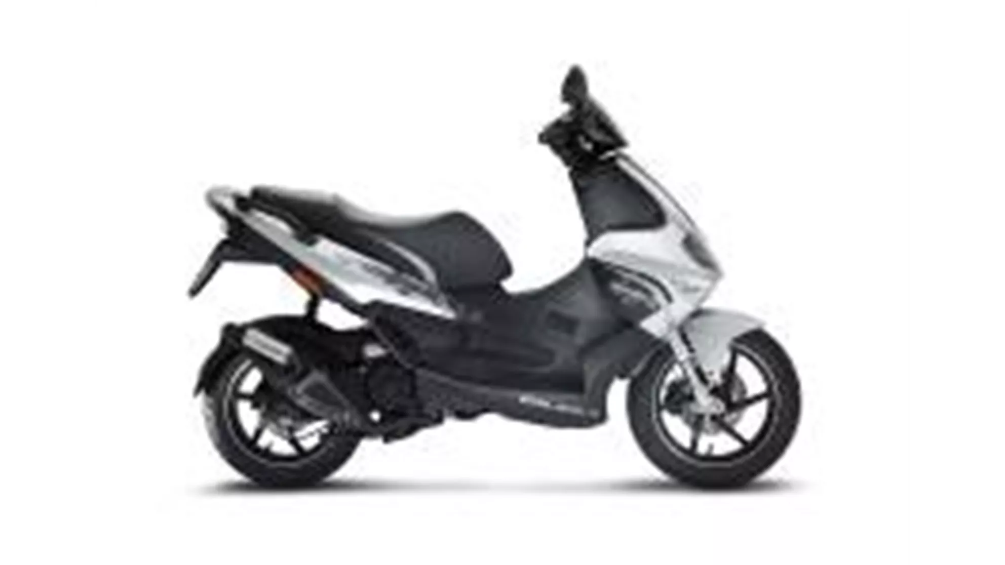 Gilera Runner 50 2T SP - Image 4 Gilera Runner 50 2T SP - Image 4