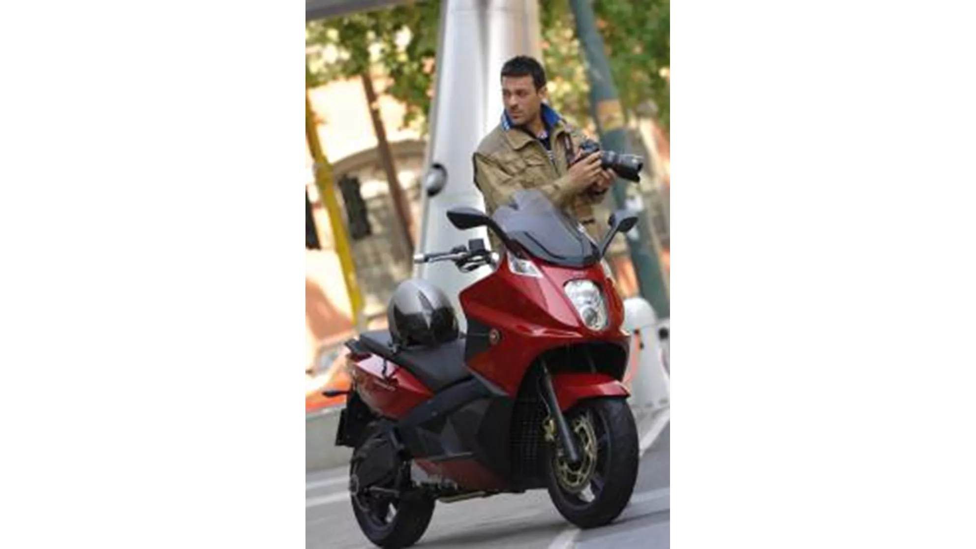 Gilera GP 800 - Image 5 Gilera GP 800 - Image 5